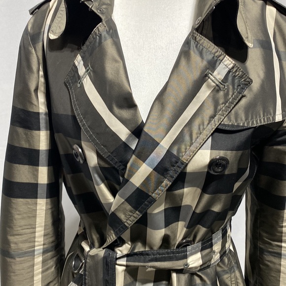 Burberry Trench Coat - Picture 1 of 13